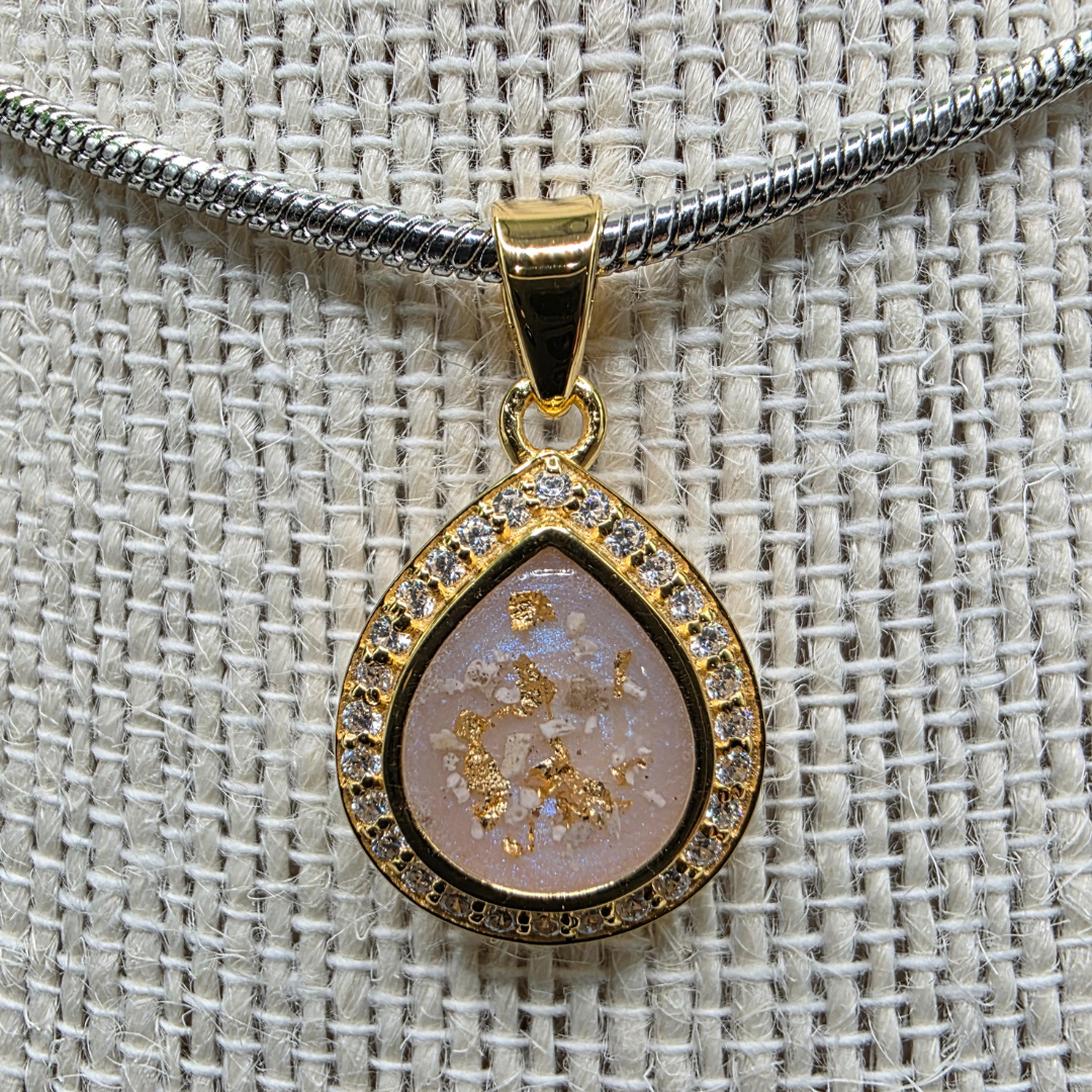 Henrietta - Pear Shape with Zircon